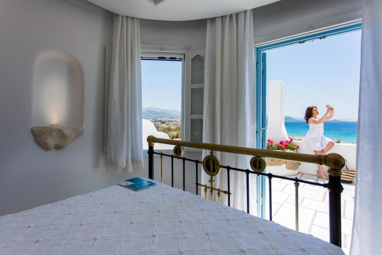 Naxian Riviera Exclusive Seafront Suites, Junior Suite Агиос Прокопиос Екстериор снимка