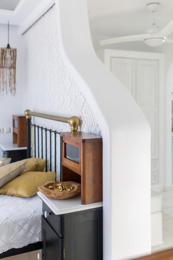 Naxian Riviera Exclusive Seafront Suites, Junior Suite Агиос Прокопиос Екстериор снимка
