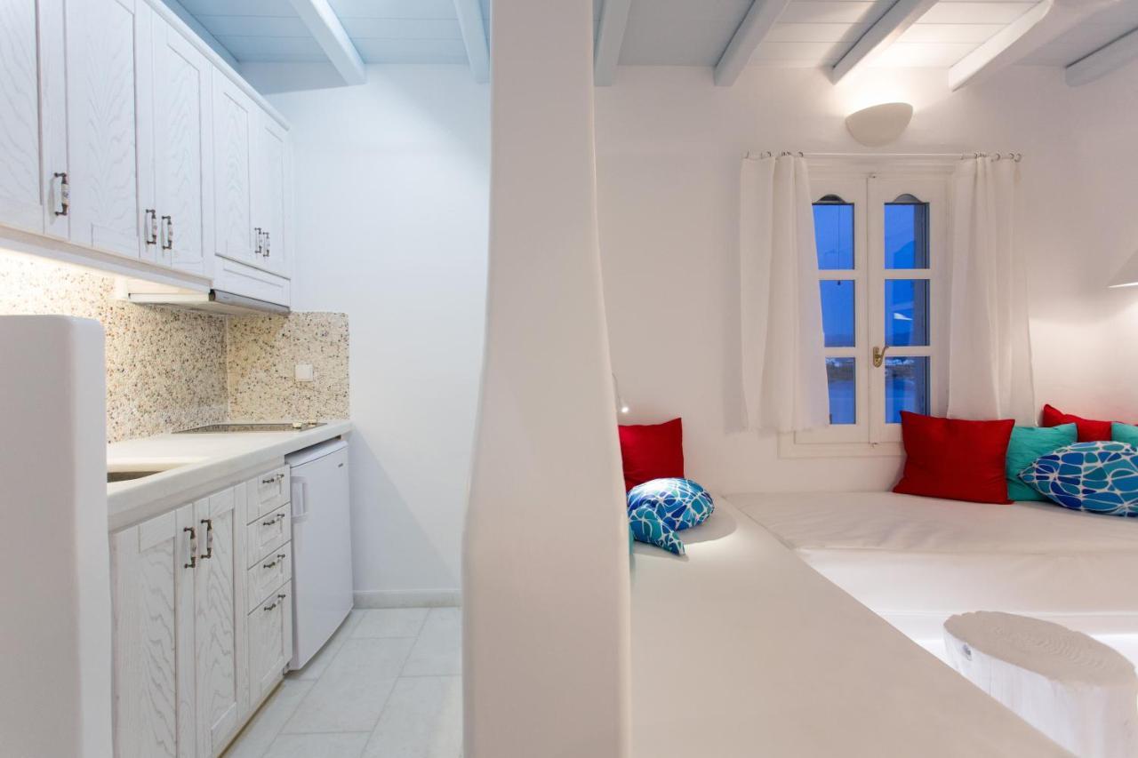 Naxian Riviera Exclusive Seafront Suites, Junior Suite Агиос Прокопиос Екстериор снимка